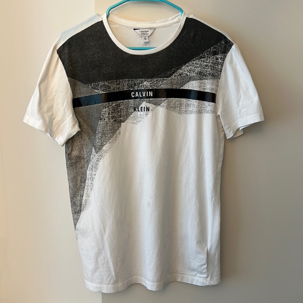 Calvin Klein graphic T